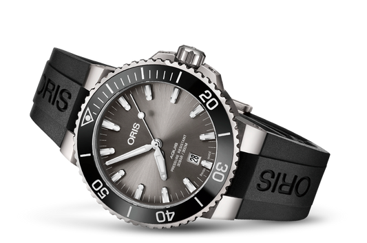 Aquis Titanium Date 01 733 7730 7153-07 4 24 64TEB